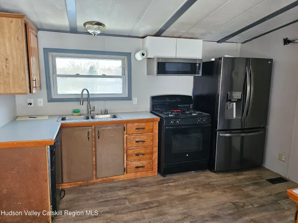 $59,900 | 40 Indiana Street, Port Ewen, NY 12466