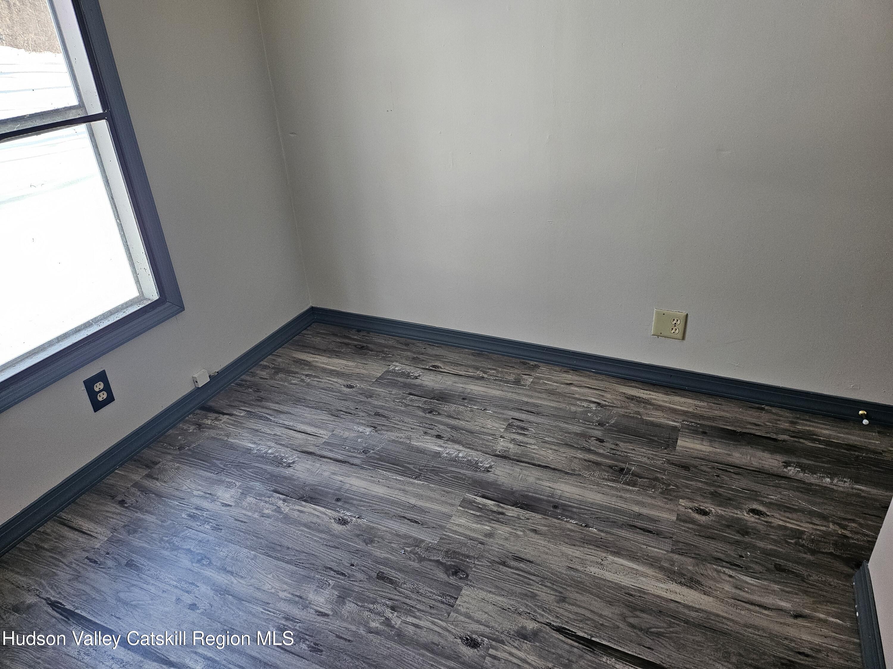 40 Indiana Street Port Ewen, NY 12466 - Photo 31 of 32 20260204_131126