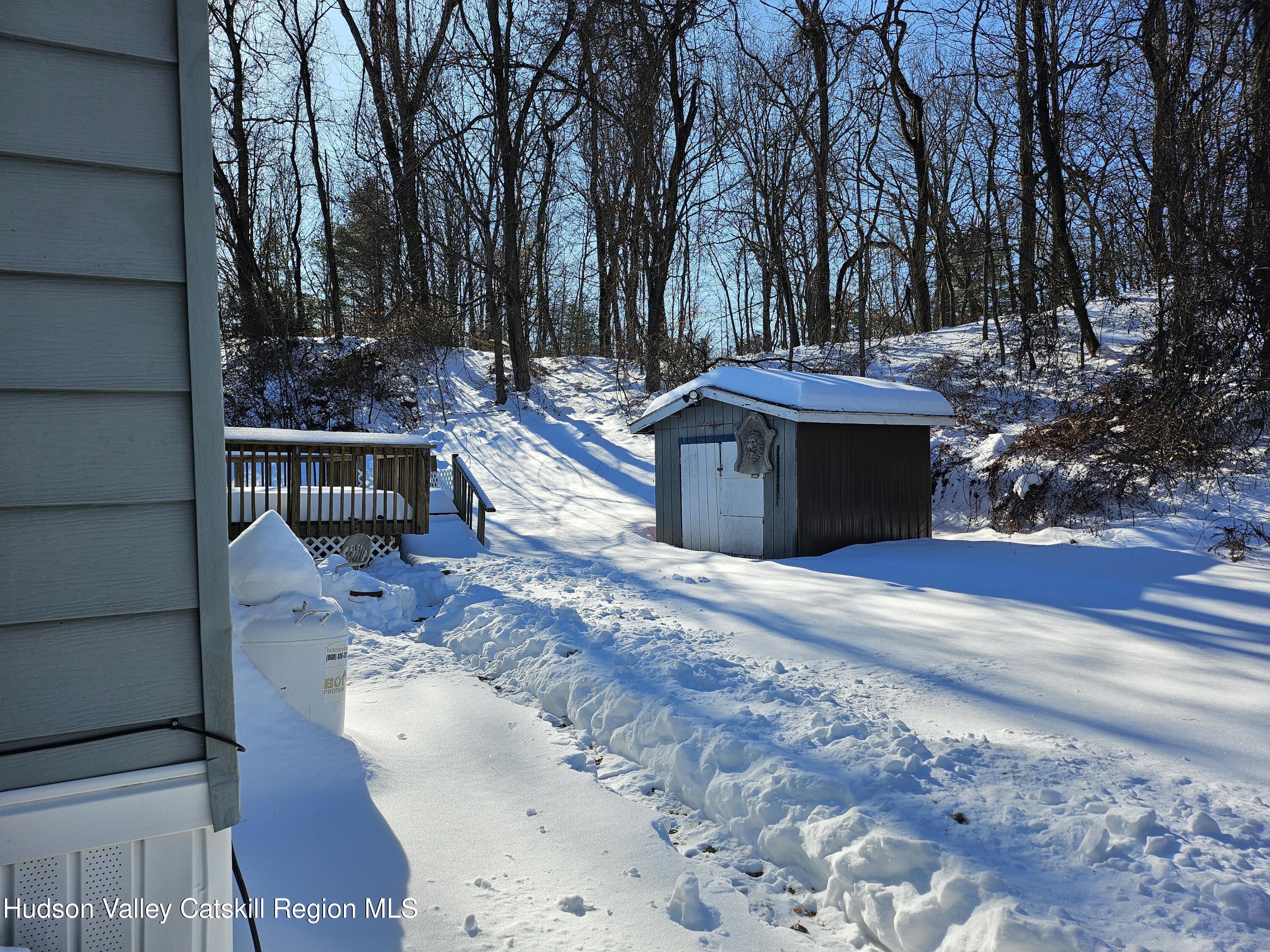 40 Indiana Street Port Ewen, NY 12466 - Photo 4 of 32 20260204_134154