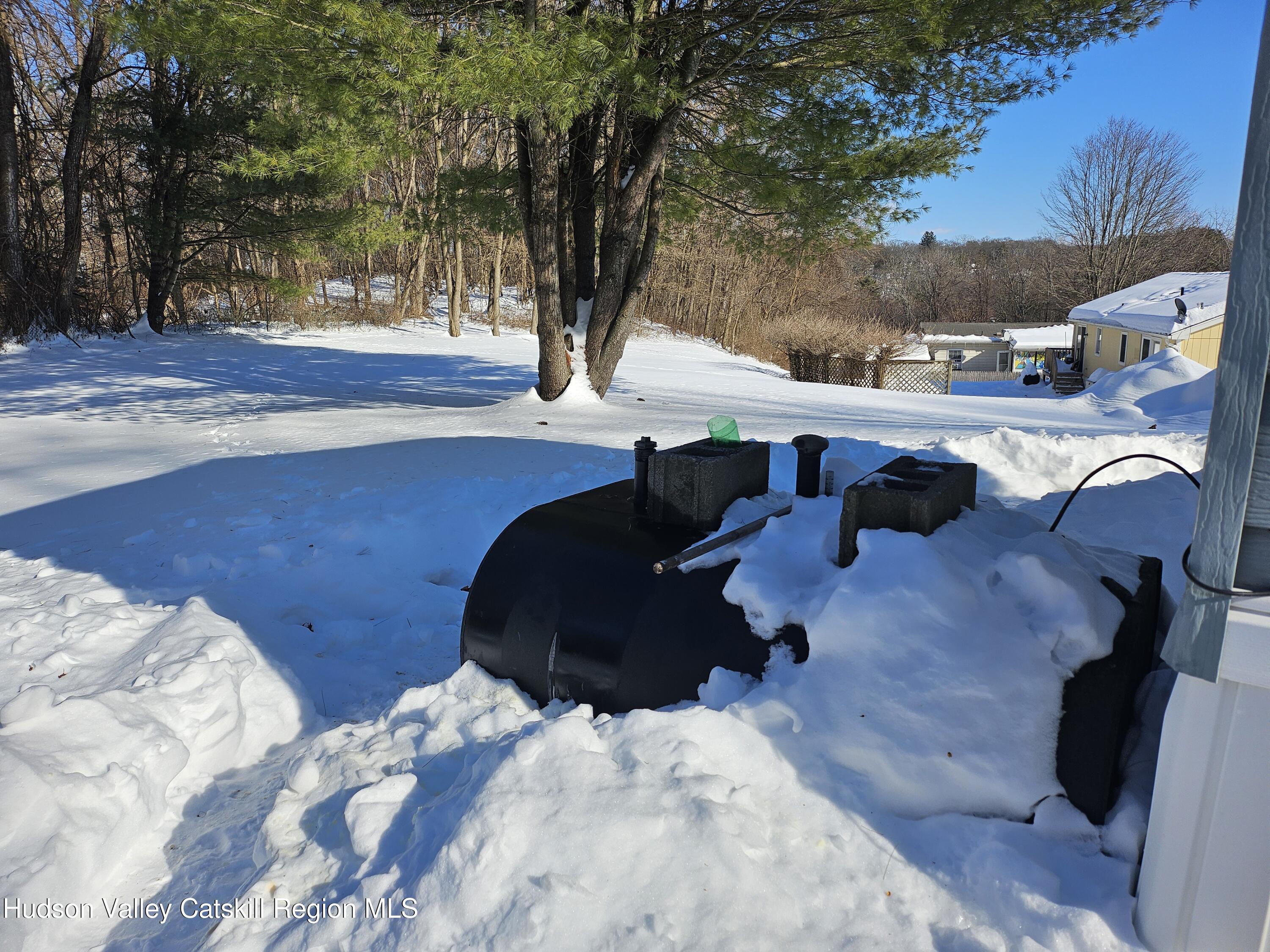 40 Indiana Street Port Ewen, NY 12466 - Photo 6 of 32 20260204_134223