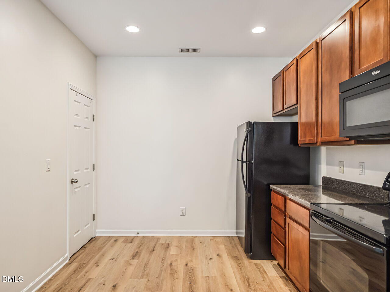 1120 Renewal Place, Unit 105 Raleigh, NC 27603 - Photo 15 of 29 015-1280x960-kitchen