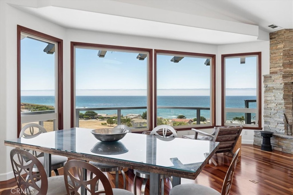 380 Huntington Road Cambria, CA 93428 - Photo 14 of 75 Dining.