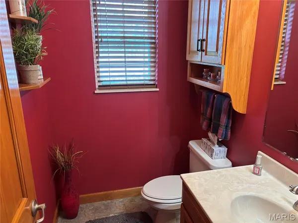 $329,900 | 499 West Redwood Street, Aviston, IL 62216