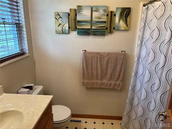 $329,900 | 499 West Redwood Street, Aviston, IL 62216