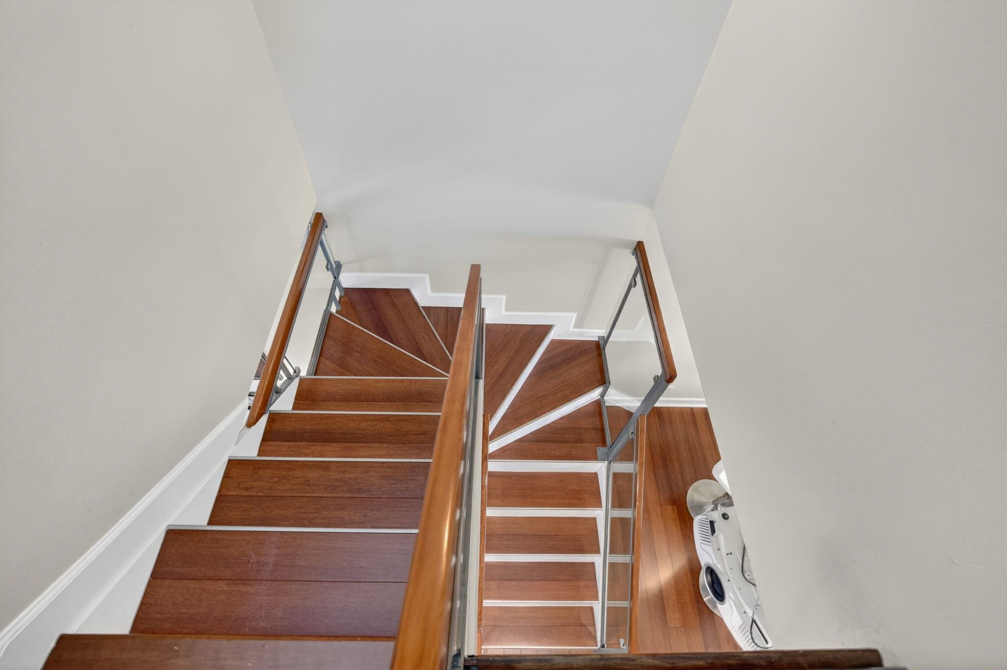 3000 Northeast 8th Terrace, Unit B4 Wilton Manors, FL 33334 - Photo 17 of 40 Photo 17