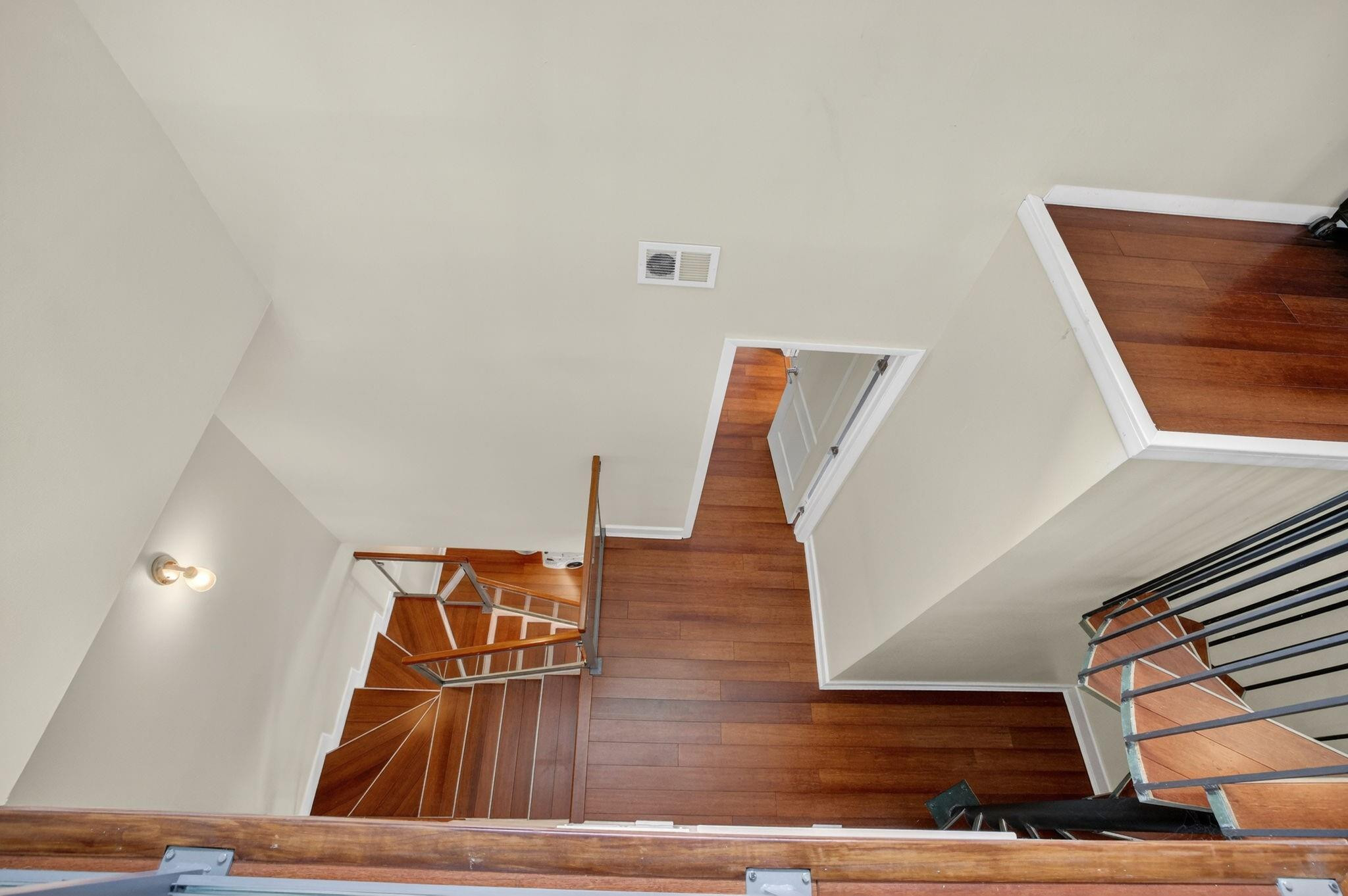 3000 Northeast 8th Terrace, Unit B4 Wilton Manors, FL 33334 - Photo 32 of 40 Photo 32