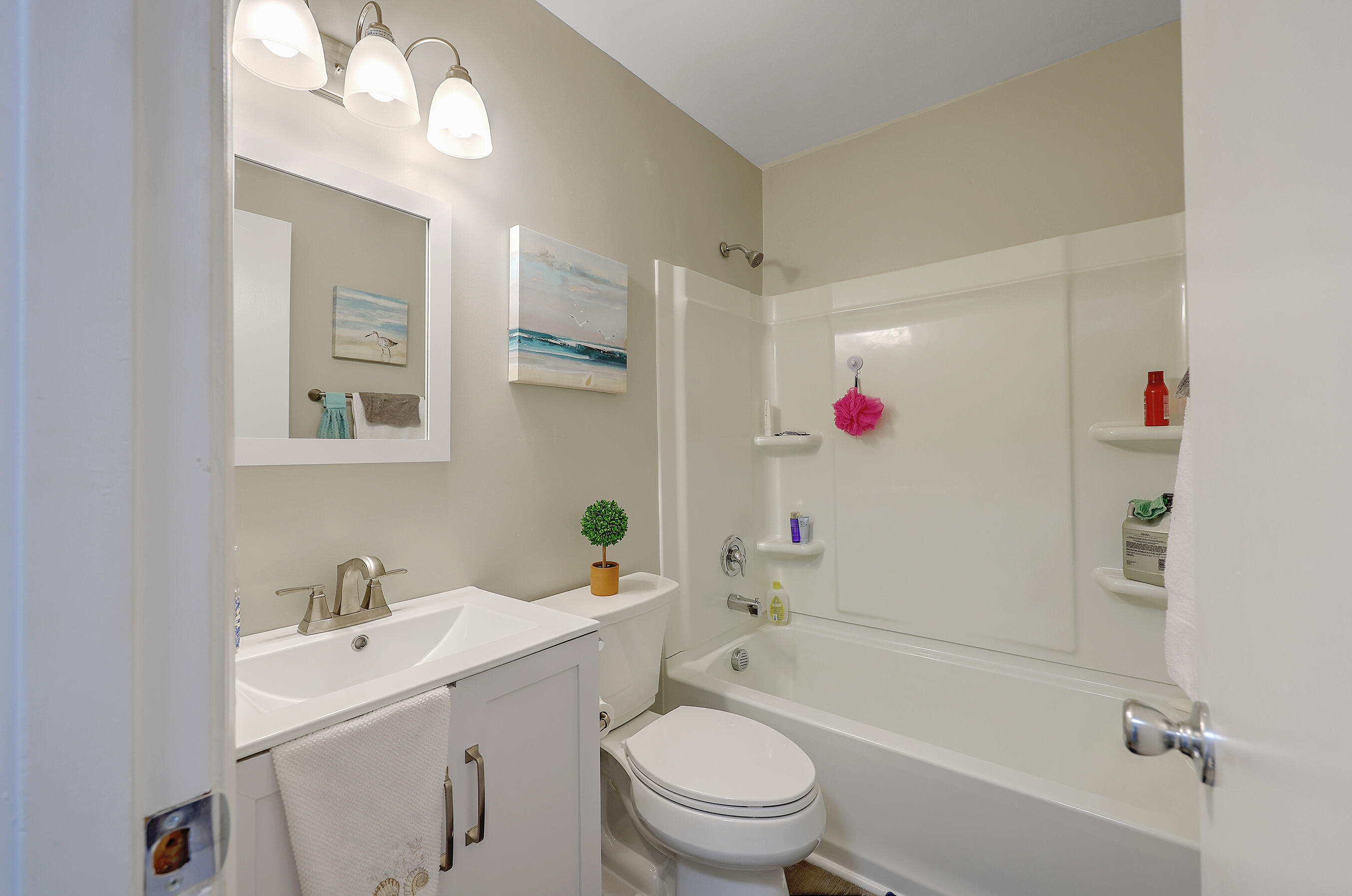 100 Haynesville Road Moncks Corner, SC 29461 - Photo 23 of 33 Hall bathroom