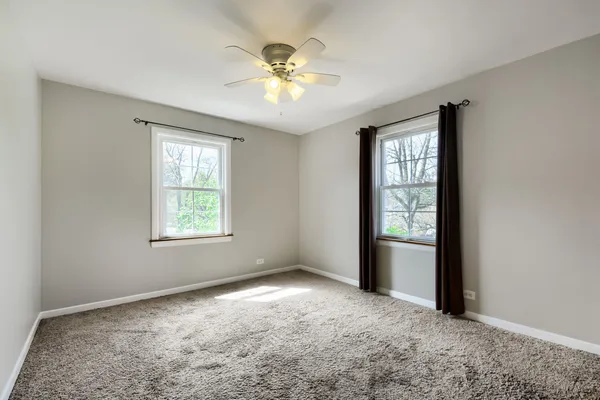 $200,000 | 10647 South Artesian Avenue, Unit 2W, Chicago, IL 60655