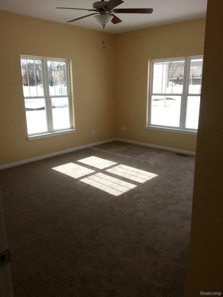 404 Brigg Street, Unit 82 Howell, MI 48855 - Photo 11 of 12 Ranch Master Bedroom.jpg