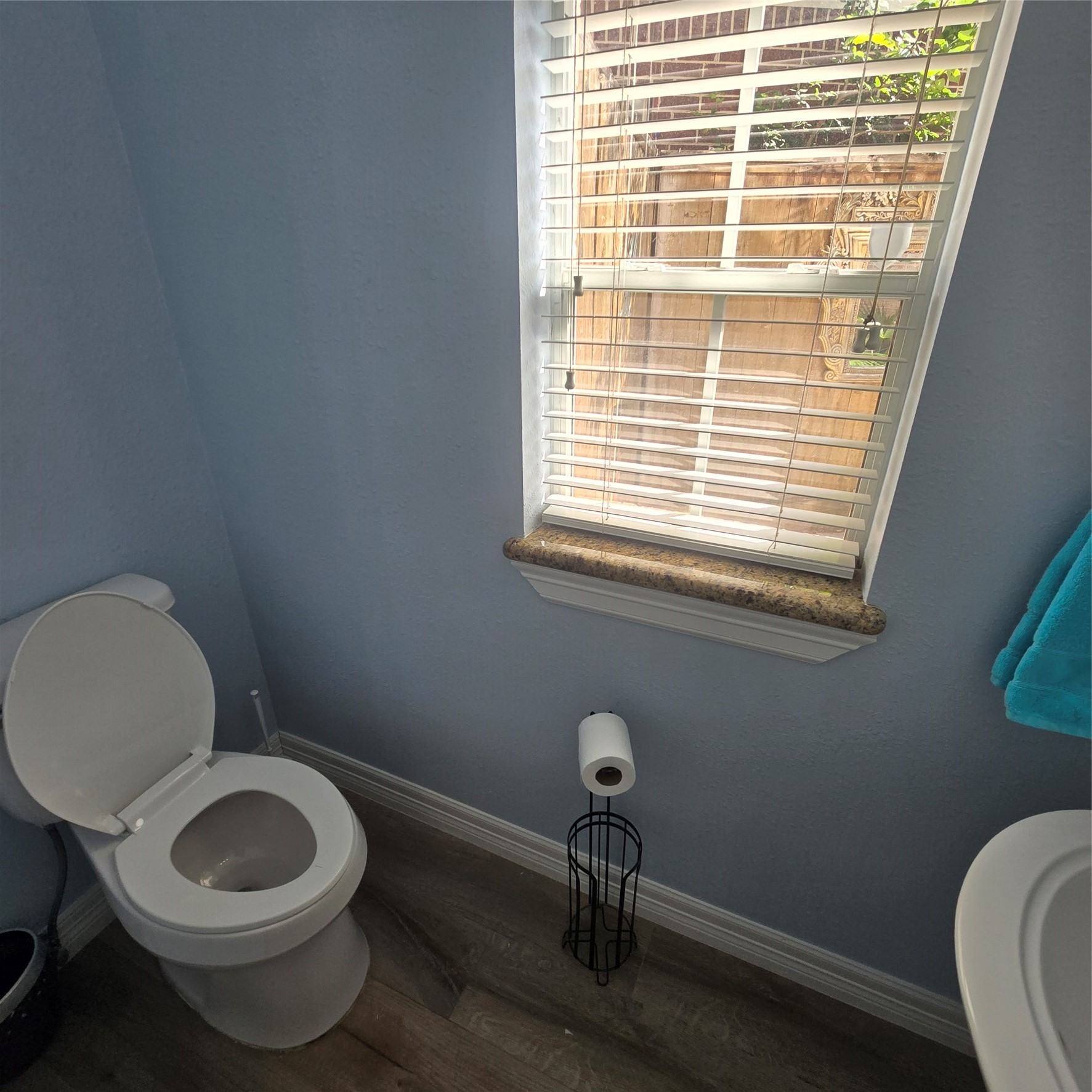 18302 Rittenhouse Park Court Spring, TX 77379 - Photo 18 of 42 HALF BATH 2