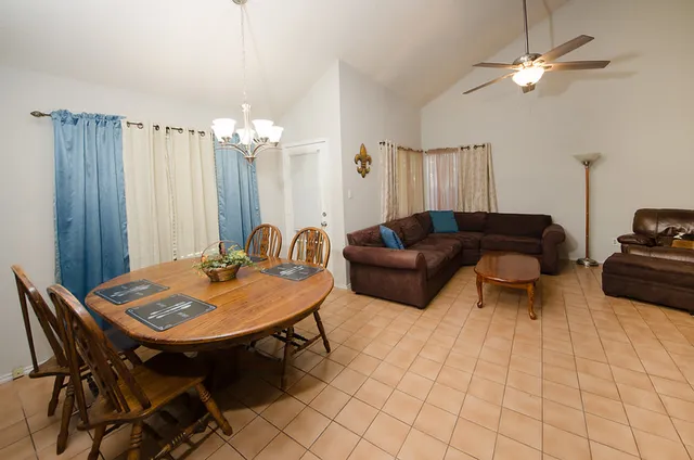 $2,400 | 2112 Waterway Bend, Austin, TX 78728