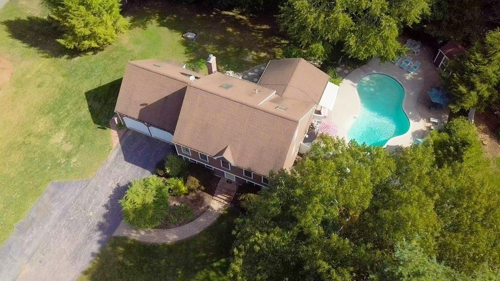 18 Scotch Dam Road Easton, MA 02375 - Photo 1 of 36 Gallery Image 1