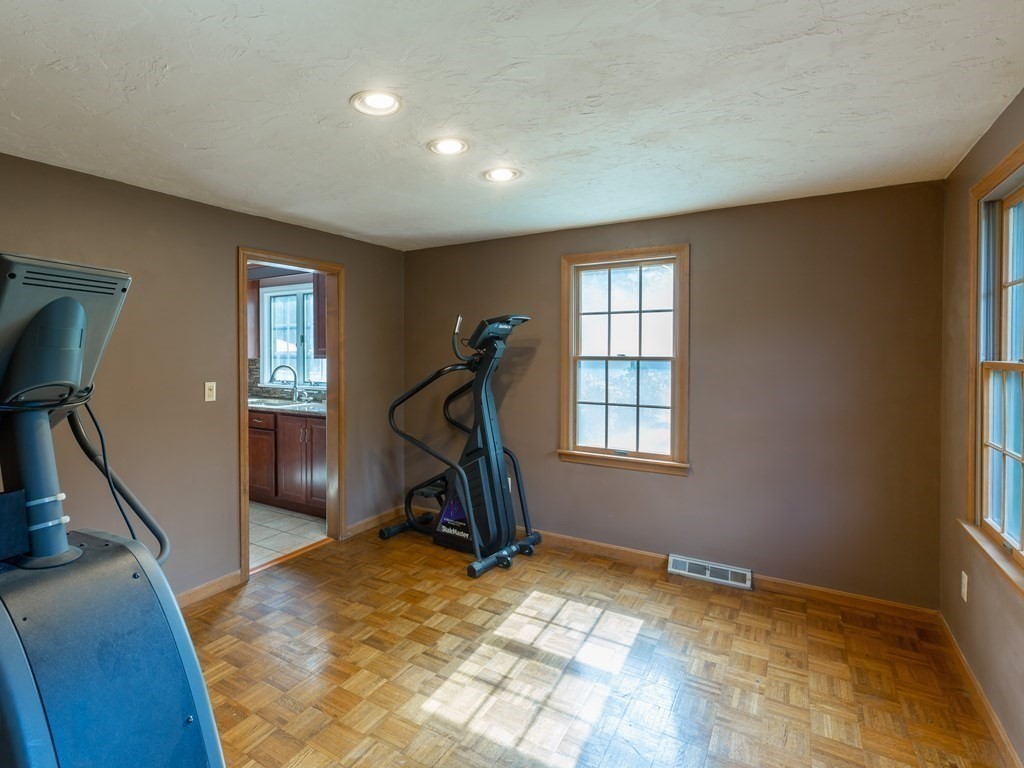 18 Scotch Dam Road Easton, MA 02375 - Photo 14 of 36 Gallery Image 14