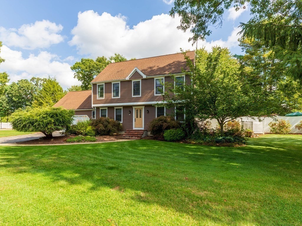 18 Scotch Dam Road Easton, MA 02375 - Photo 2 of 36 Gallery Image 2