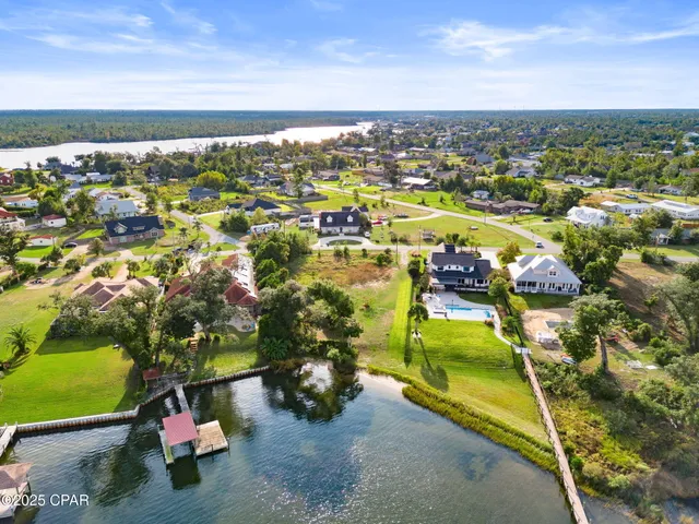 $850,000 | 601 North Bay Drive, Lynn Haven, FL 32444