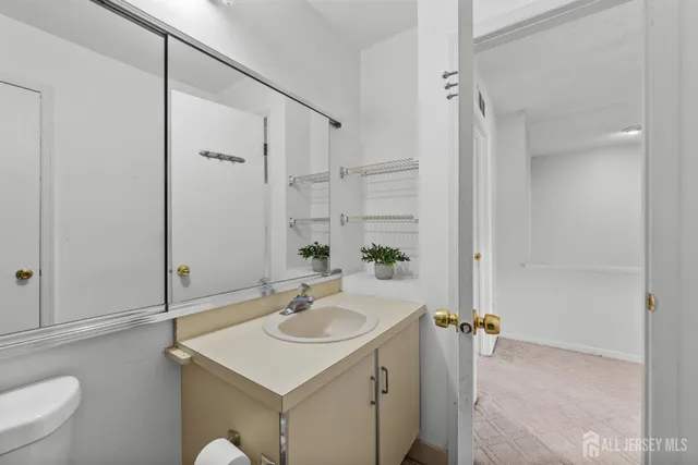 $525,000 | 99 Woodmere Drive, Parlin, NJ 08859