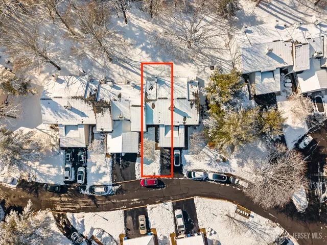 $525,000 | 99 Woodmere Drive, Parlin, NJ 08859