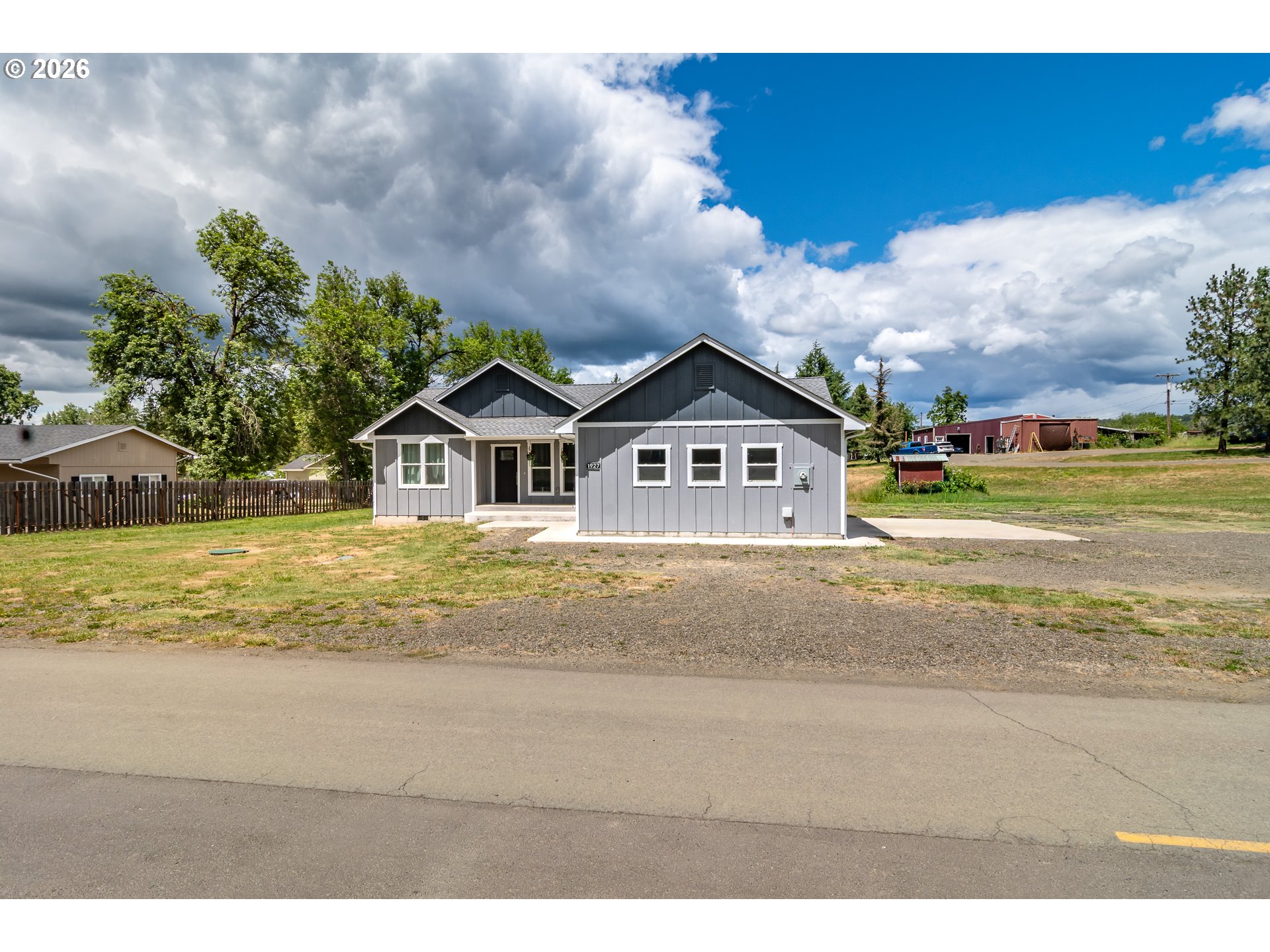 1927 Southwest Duke Road Sutherlin, OR 97479 - Photo 3 of 38