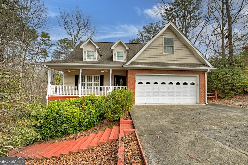 220 Oak Ridge Road Ellijay, GA 30536 - Photo 3 of 36 front view of a house with a yard