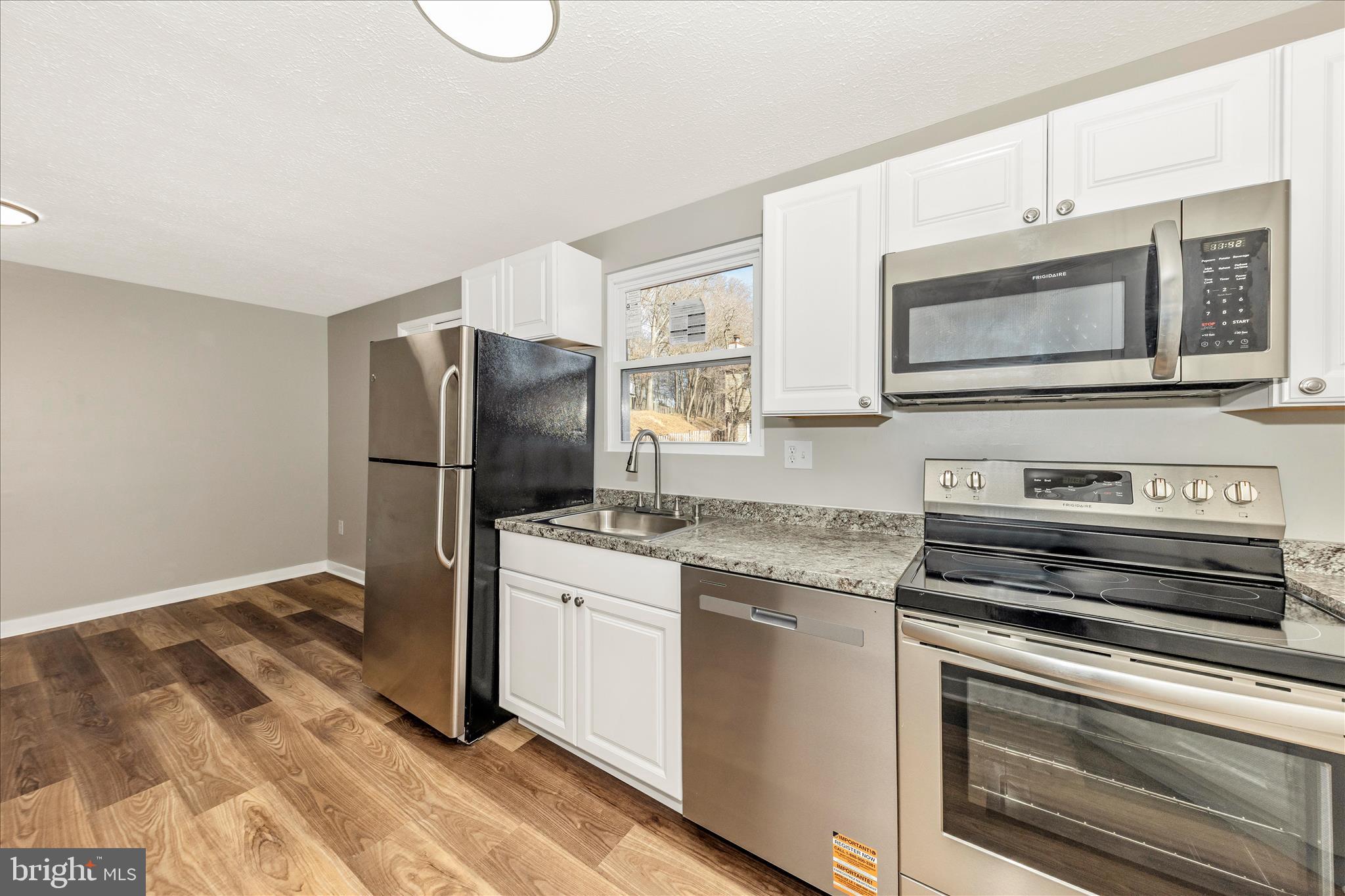 10400 Apple Ridge Road Gaithersburg, MD 20886 - Photo 5 of 35 043A4688