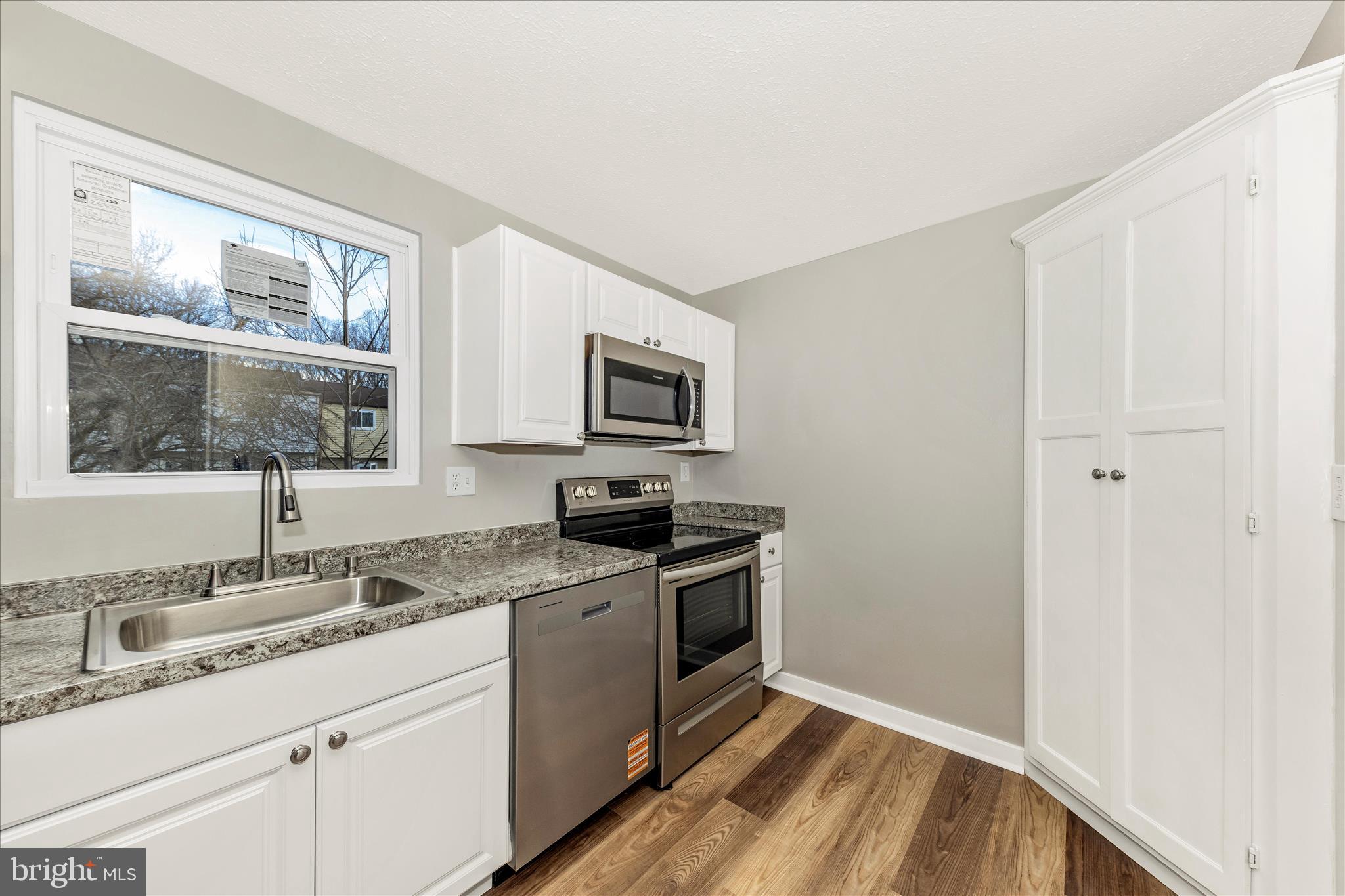 10400 Apple Ridge Road Gaithersburg, MD 20886 - Photo 6 of 35 043A4676