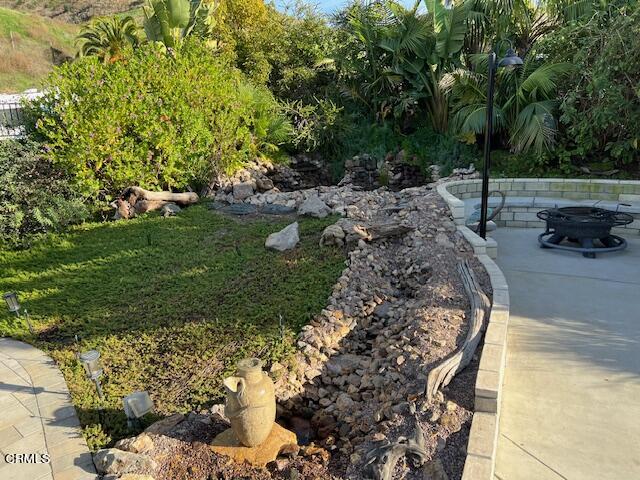 357 Los Cabos Lane Ventura, CA 93001 - Photo 42 of 44 a view of a back yard