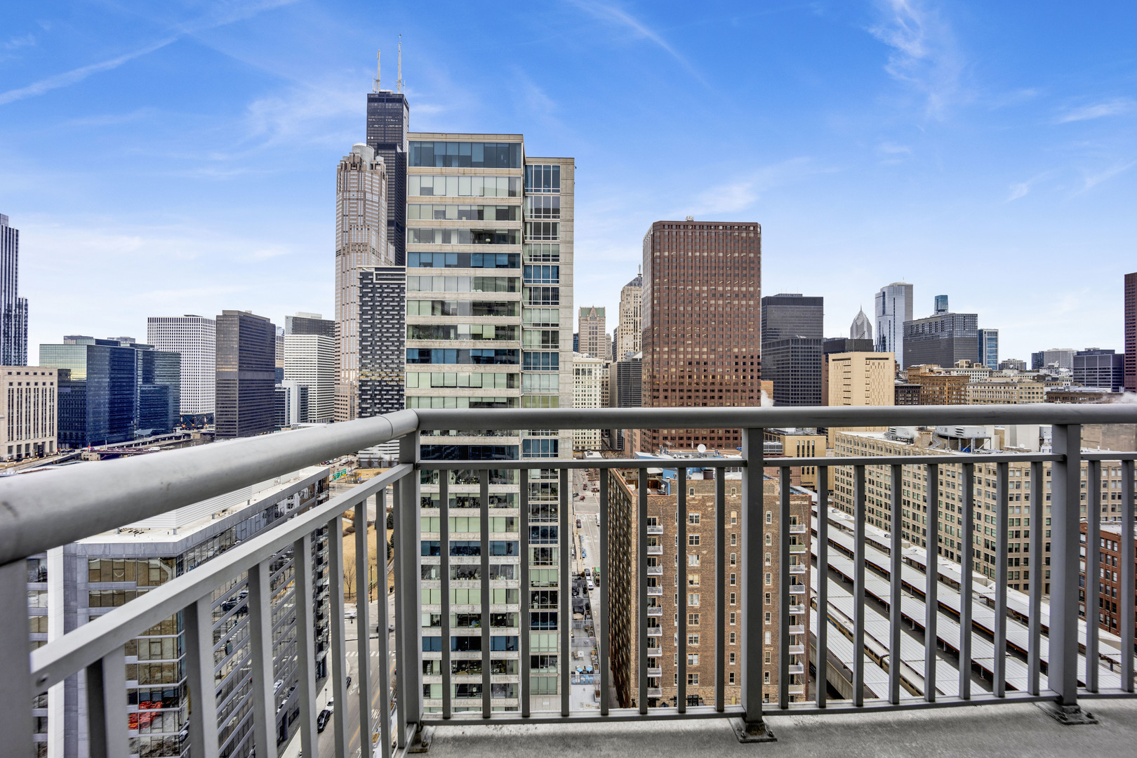 701 South Wells Street, Unit 2301 Chicago, IL 60607 - Photo 22 of 36