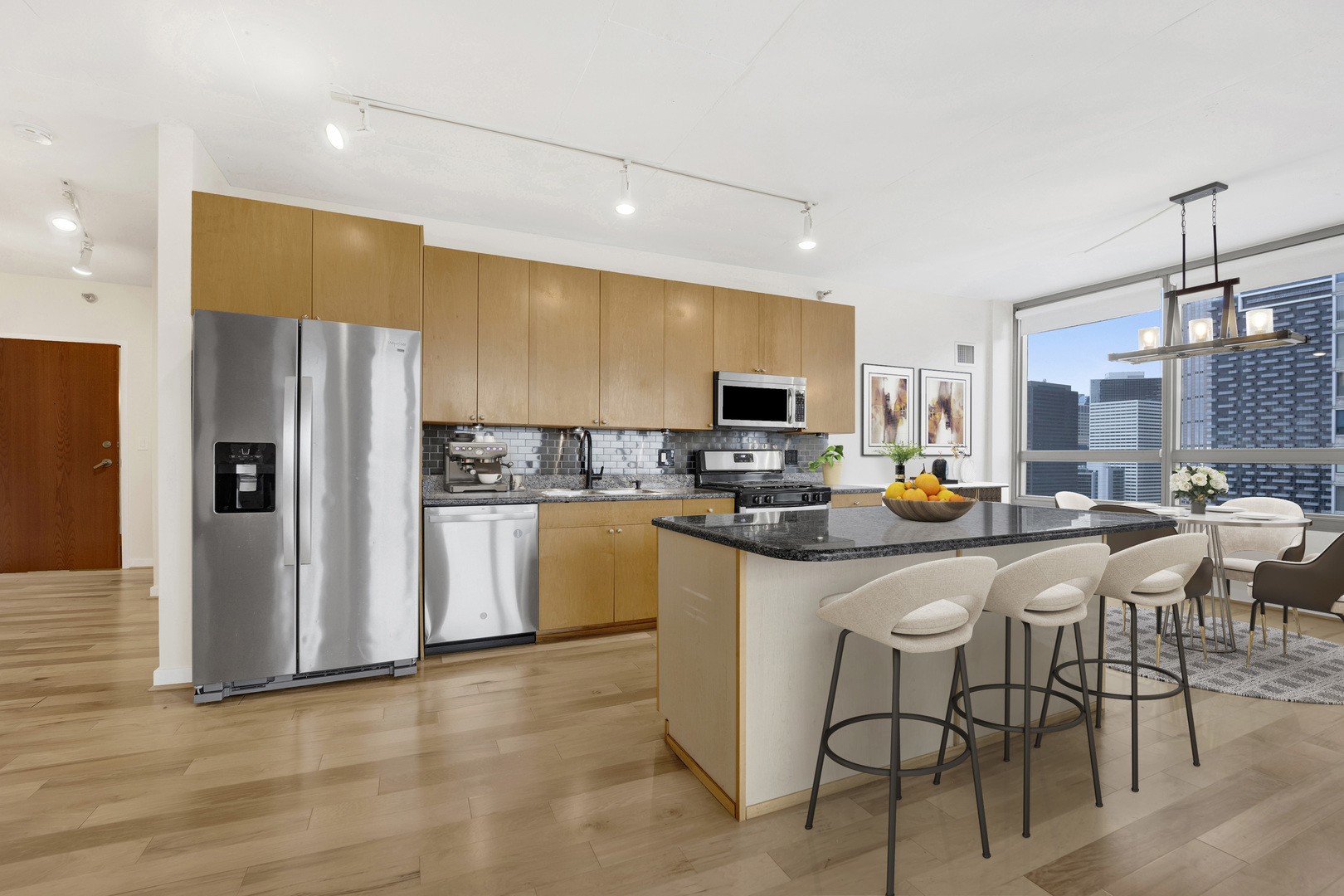 701 South Wells Street, Unit 2301 Chicago, IL 60607 - Photo 5 of 36