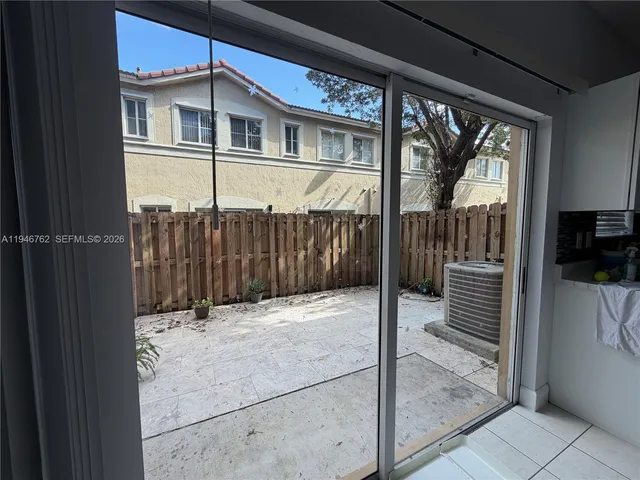 $3,500 | 8245 Northwest 108th Avenue, Unit 515, Doral, FL 33178