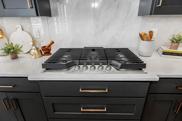 $828,458 | 16777 South Ripley Street, Olathe, KS 66062