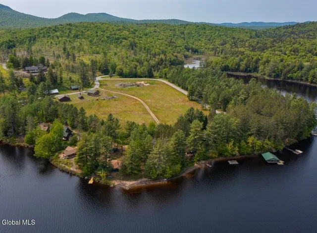 $400,000 | 59 B Alice Bissell Lane, Long Lake, NY 12847