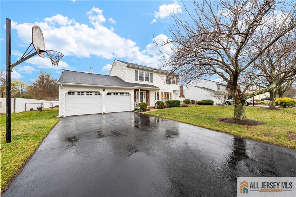 5 Wetherhill Way Dayton, NJ 08810 - Photo 1 of 57