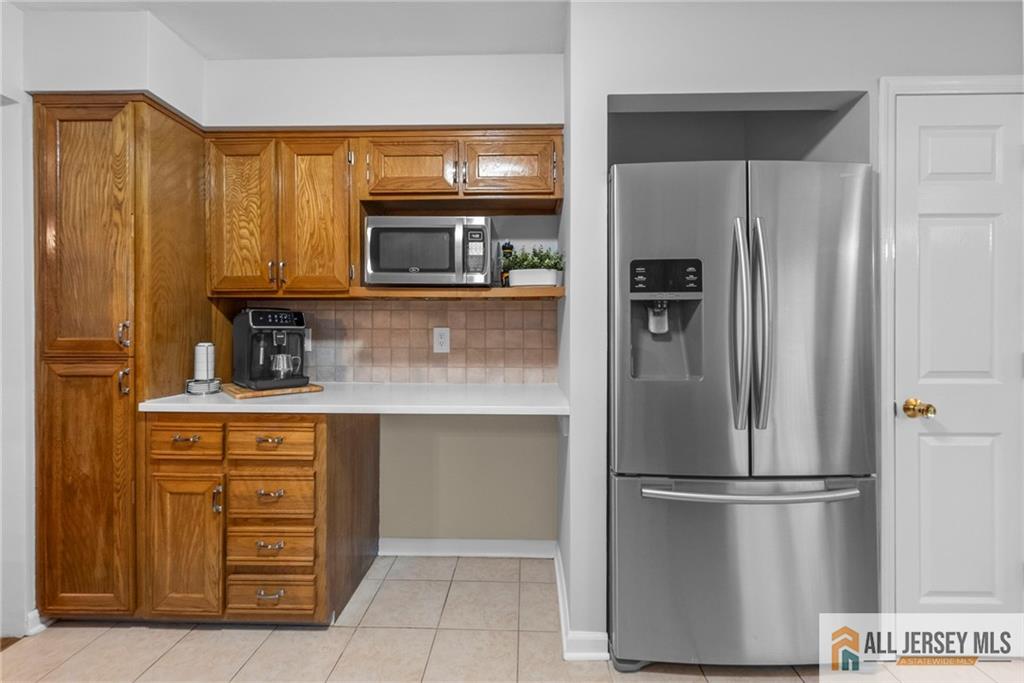 5 Wetherhill Way Dayton, NJ 08810 - Photo 14 of 57