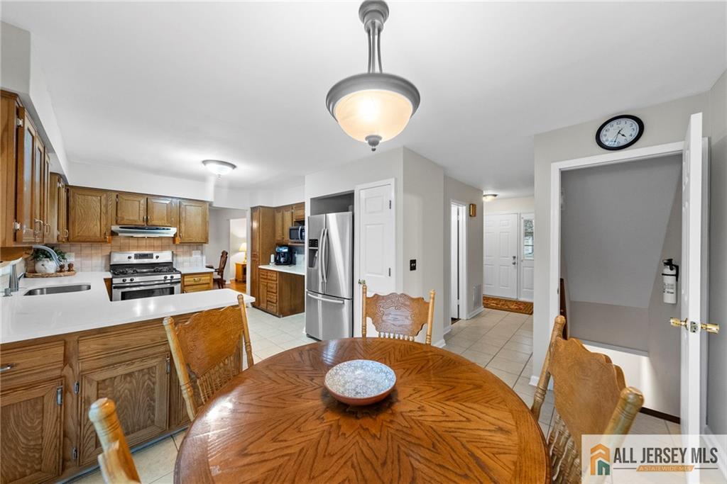 5 Wetherhill Way Dayton, NJ 08810 - Photo 20 of 57