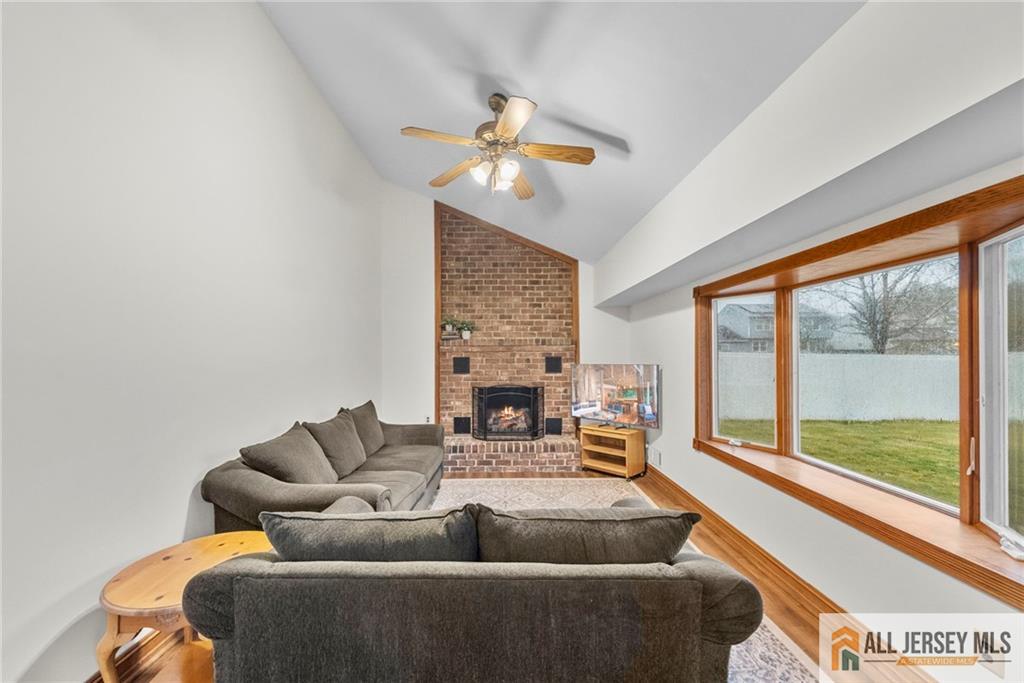 5 Wetherhill Way Dayton, NJ 08810 - Photo 21 of 57