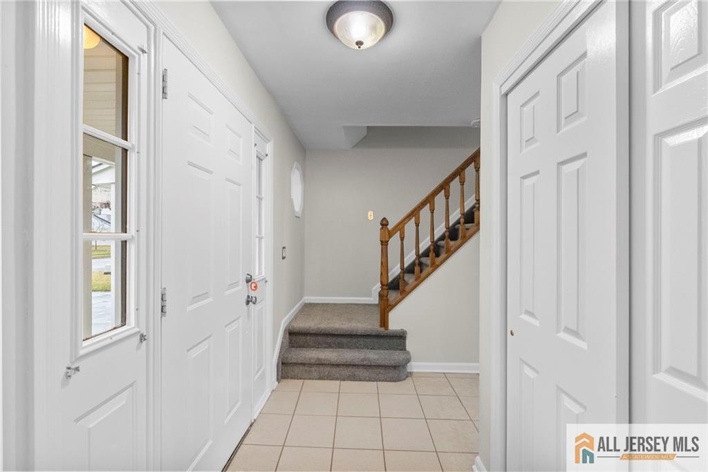 5 Wetherhill Way Dayton, NJ 08810 - Photo 3 of 57