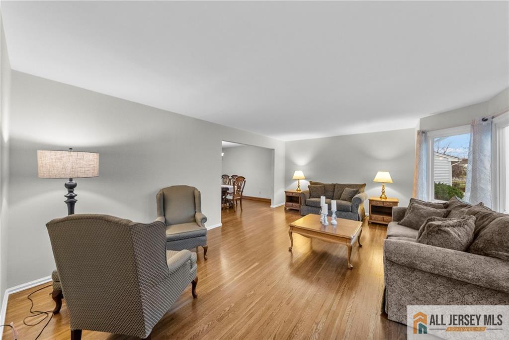 5 Wetherhill Way Dayton, NJ 08810 - Photo 6 of 57