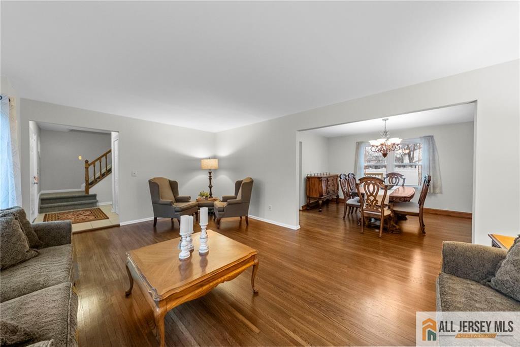 5 Wetherhill Way Dayton, NJ 08810 - Photo 8 of 57