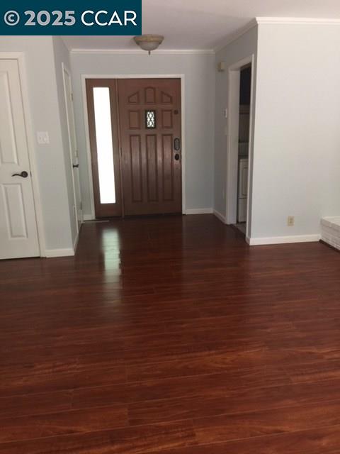 1000 Sanders Drive Moraga, CA 94556 - Photo 7 of 32 a view of an empty room with wooden floor