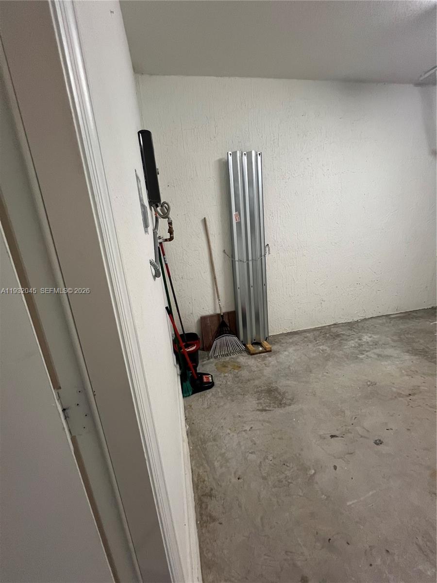 13387 Southwest 287th Terrace Homestead, FL 33033 - Photo 40 of 50 a view of an empty room