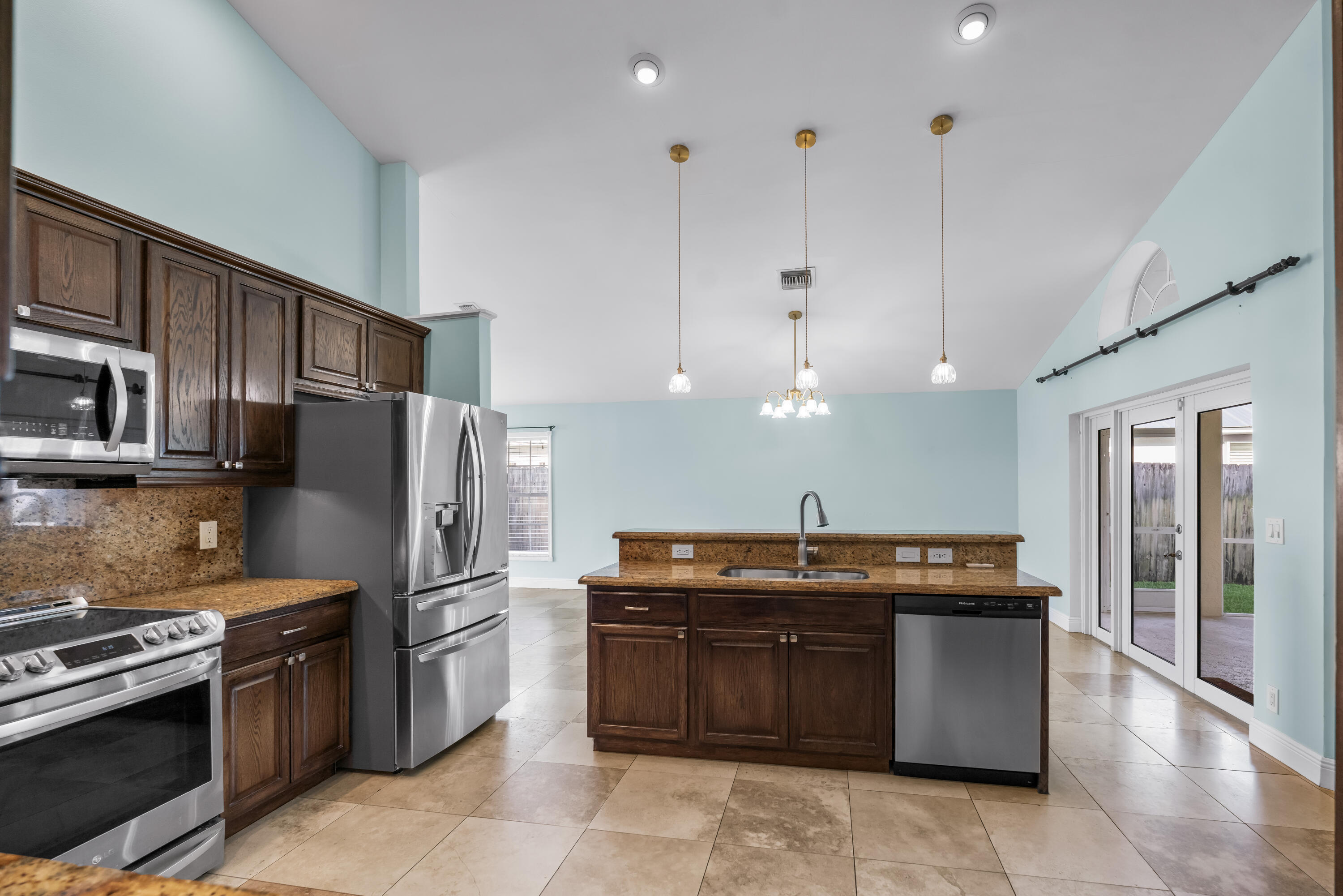 6118 Pompano Street Jupiter, FL 33458 - Photo 12 of 43 DSC03098