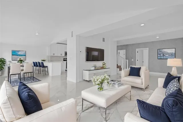 $340,000 | 5851 Southeast Drew Road, Belleview, FL 34420