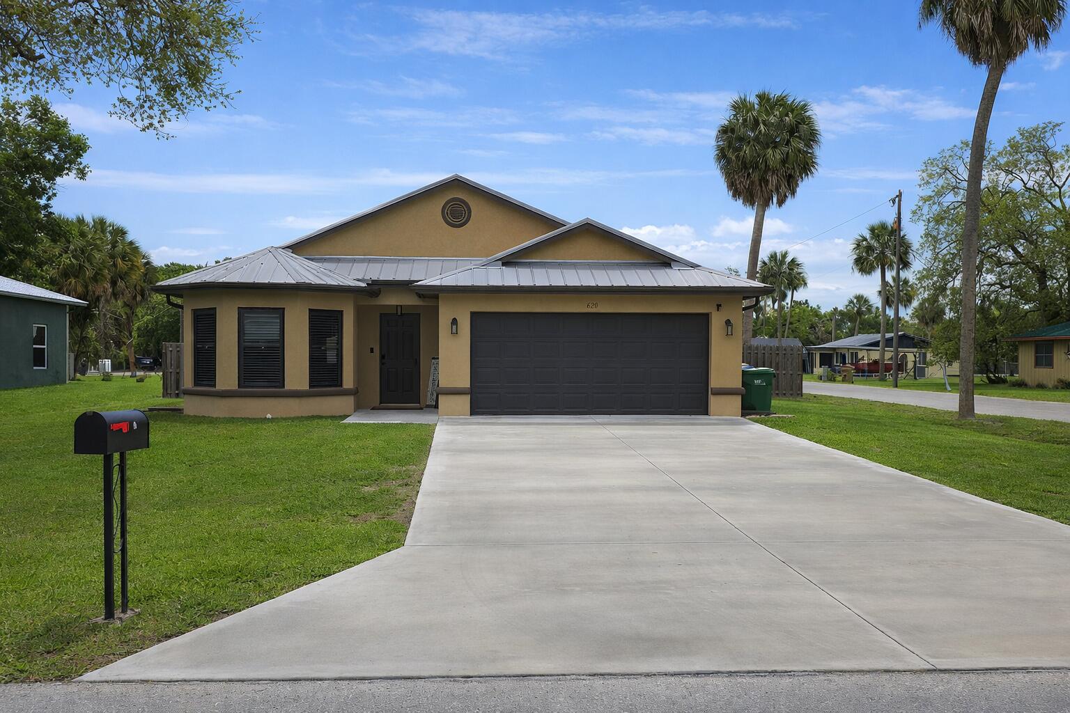 809 Southwest 3rd Avenue Okeechobee, FL 34974 - Photo 1 of 23 Photo exterior