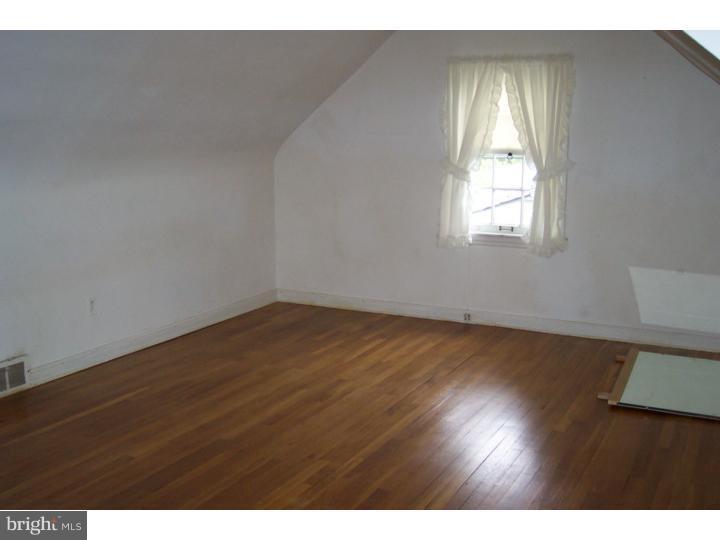 1710 Makefield Road Yardley, PA 19067 - Photo 17 of 23 Bedroom - Main