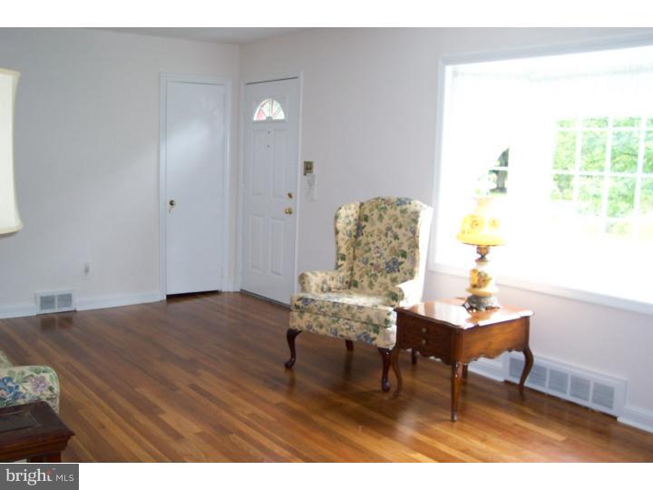 1710 Makefield Road Yardley, PA 19067 - Photo 5 of 23 Living Room