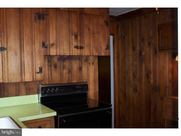 1710 Makefield Road Yardley, PA 19067 - Photo 9 of 23 Kitchen