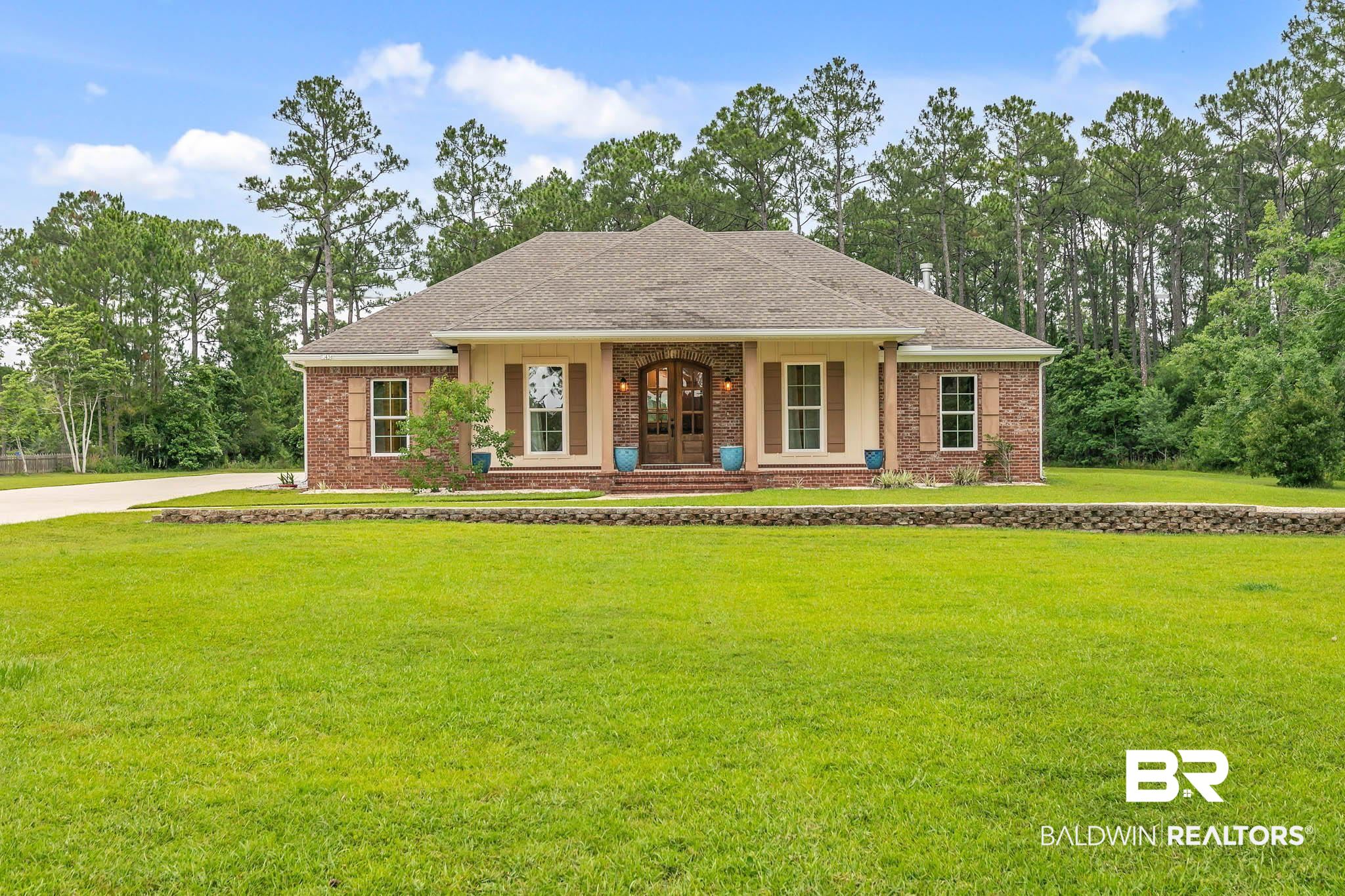 8145 Bay View Drive Foley, AL 36535 - Photo 3 of 81 Front of home