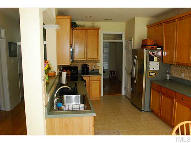 707 Longitude Way Raleigh, NC 27610 - Photo 4 of 20 Gallery Image 4