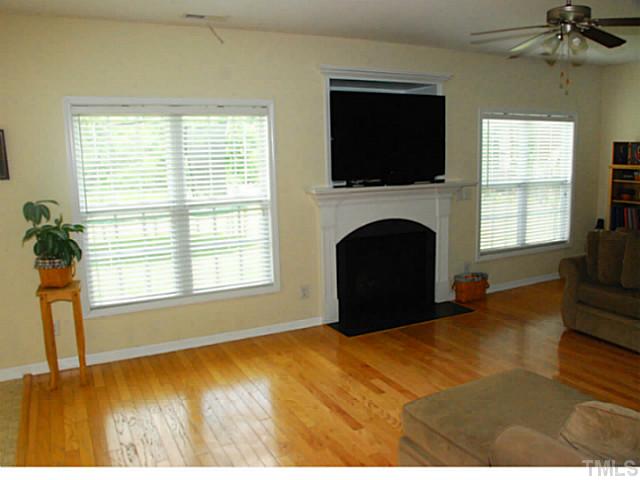 707 Longitude Way Raleigh, NC 27610 - Photo 10 of 20 Lots of space