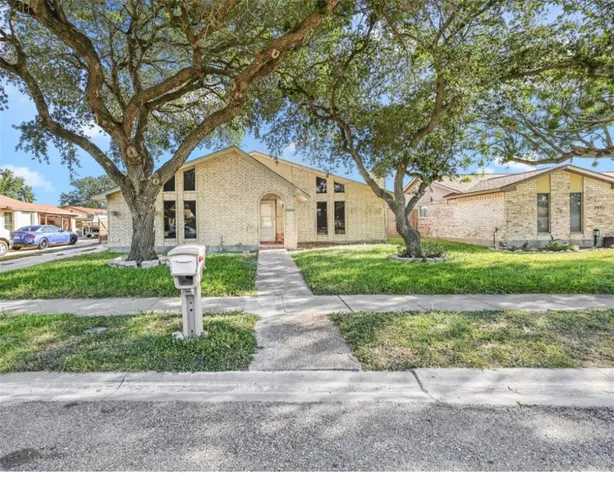 $250,000 | 7405 Convair Drive, Corpus Christi, TX 78412